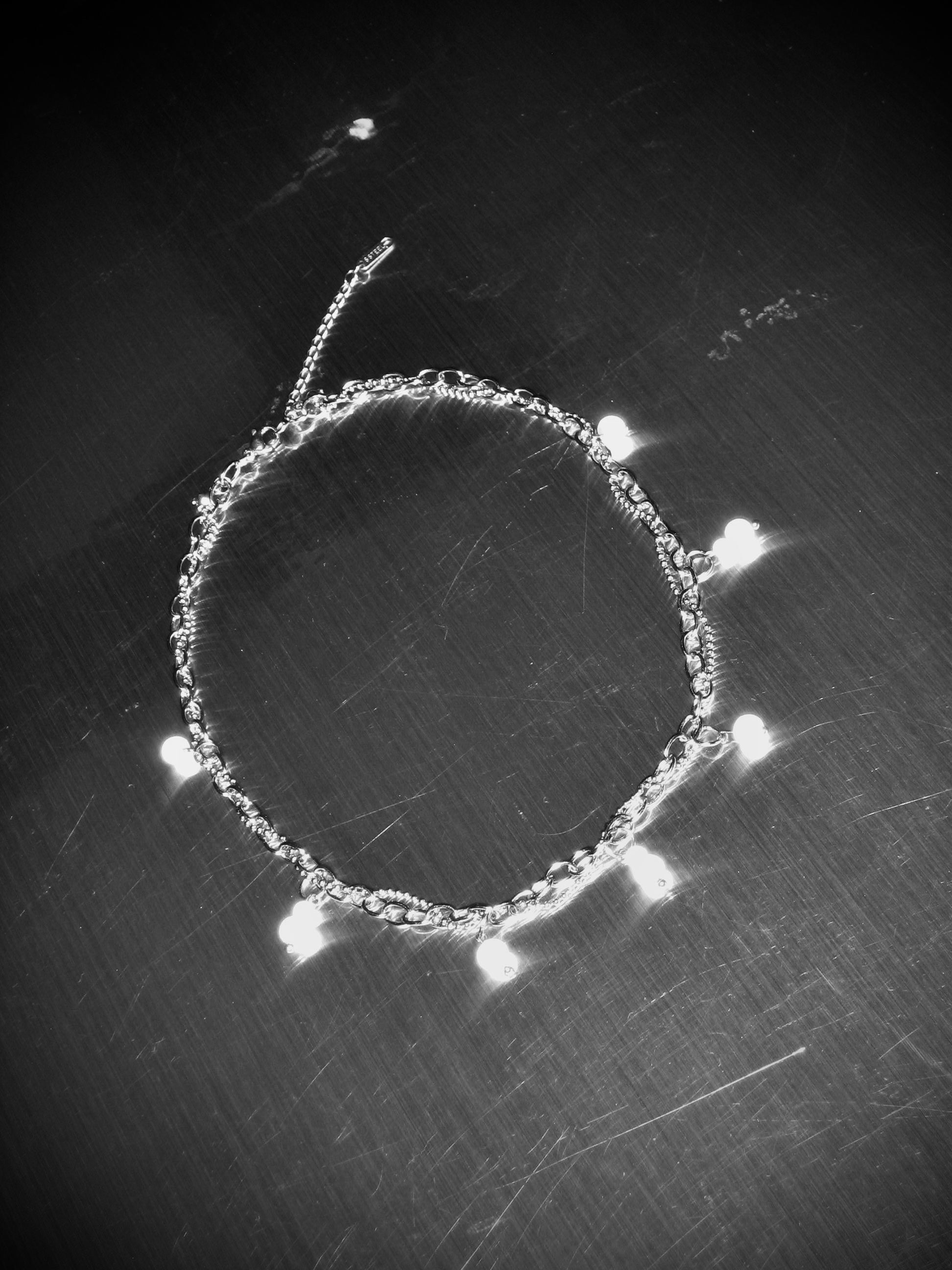 STEEL Reflective Pearls Necklace 001