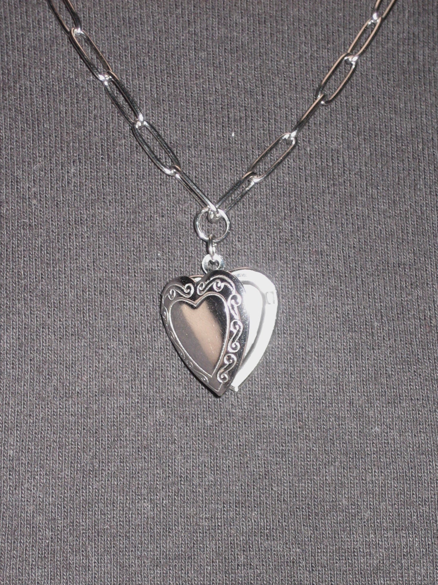 STEEL Locket Necklace 002